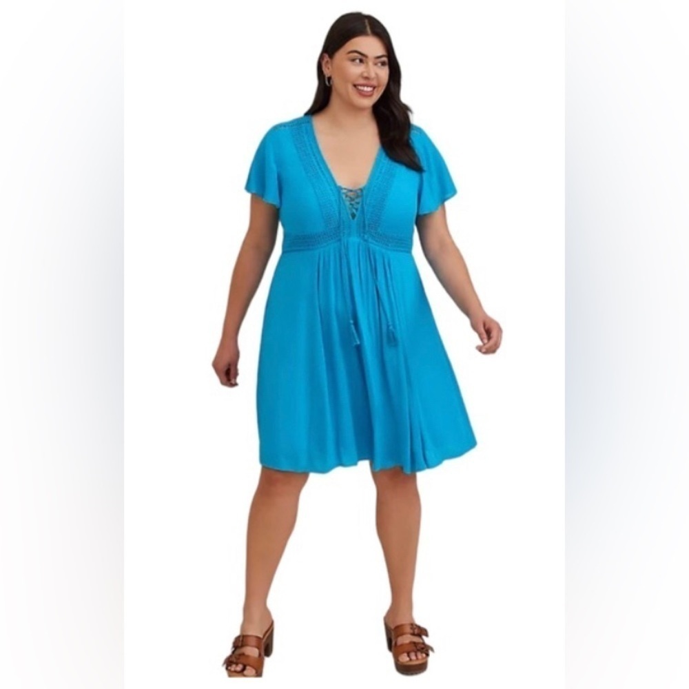 TORRID Sz 3 or 3X Gauze Lace Up Tassel Eyelet Lace Deep V Lined Skater Dress